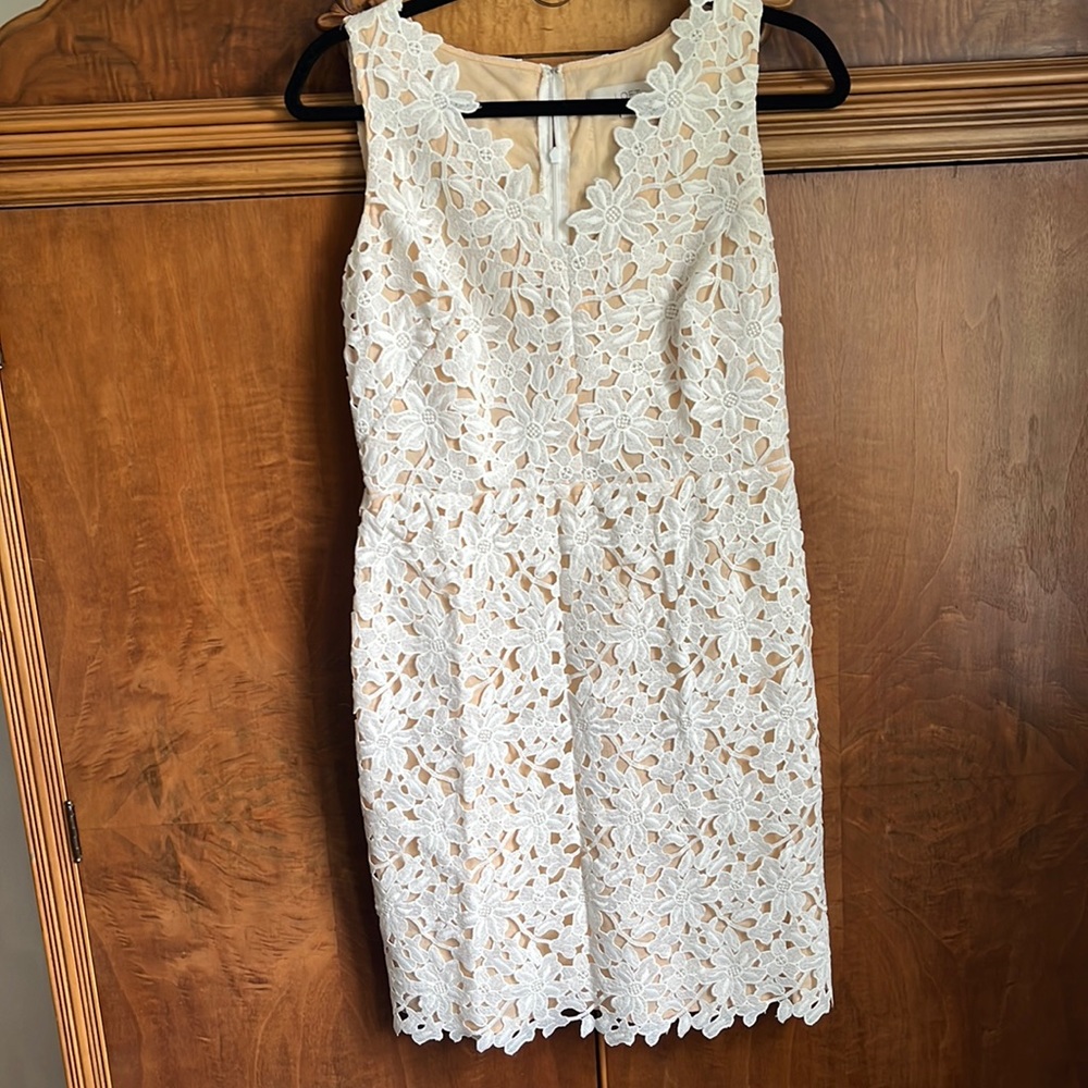 LOFT lace over lay sleeveless dress